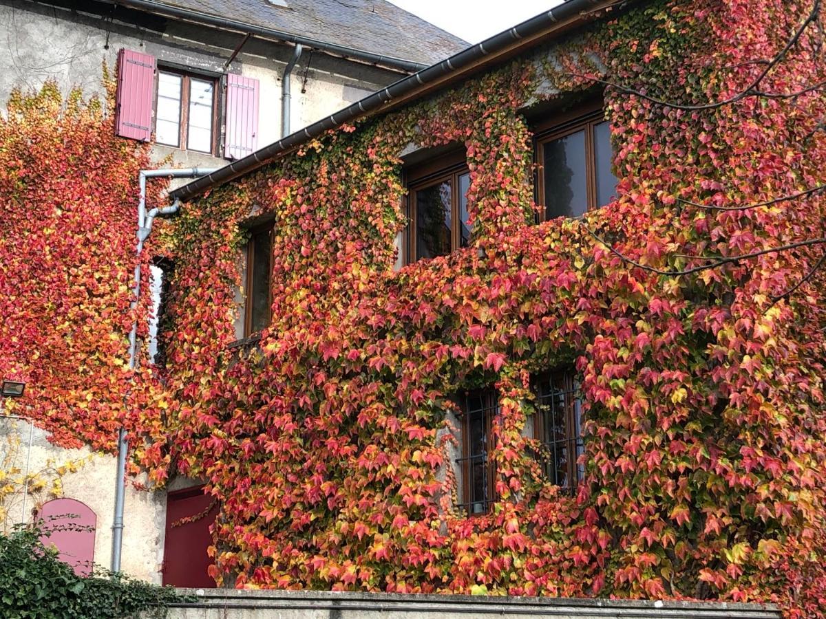 A L'Aube Des Volcans Hotel Charbonnières-les-Vieilles Buitenkant foto