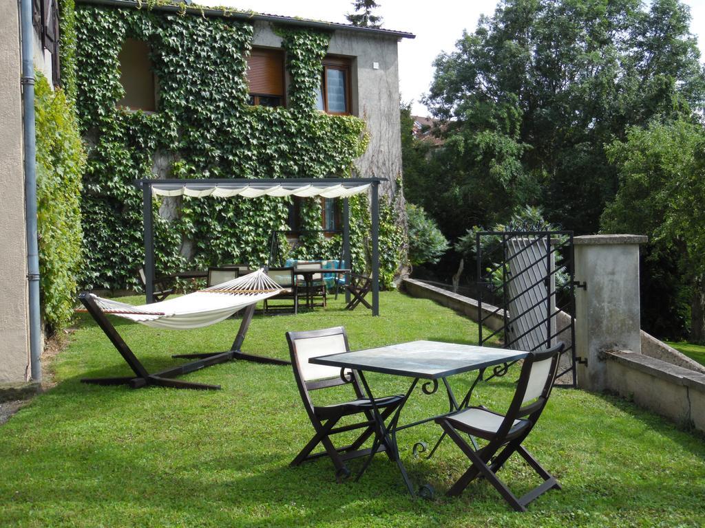 A L'Aube Des Volcans Hotel Charbonnières-les-Vieilles Buitenkant foto